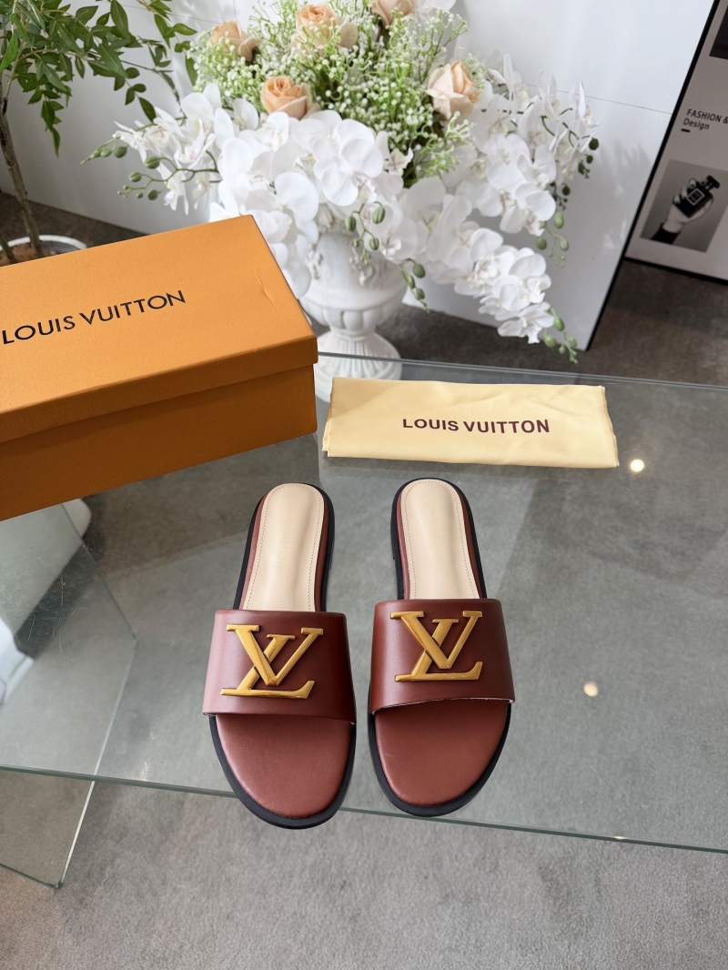 l0vis Vvtt0n slippers